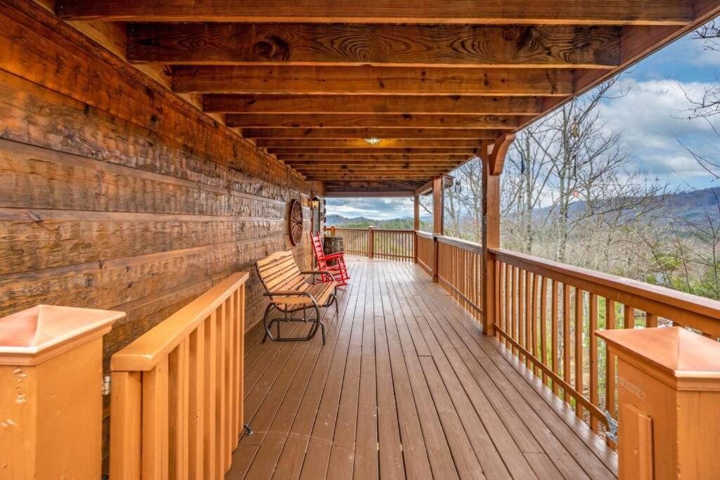 Over The Mountain - Smoky Mountain View Cabin Сев'єрвілл Екстер'єр фото